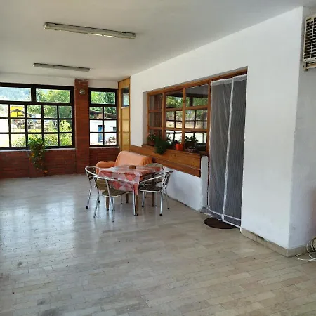 Dunja I Milos Apartament *